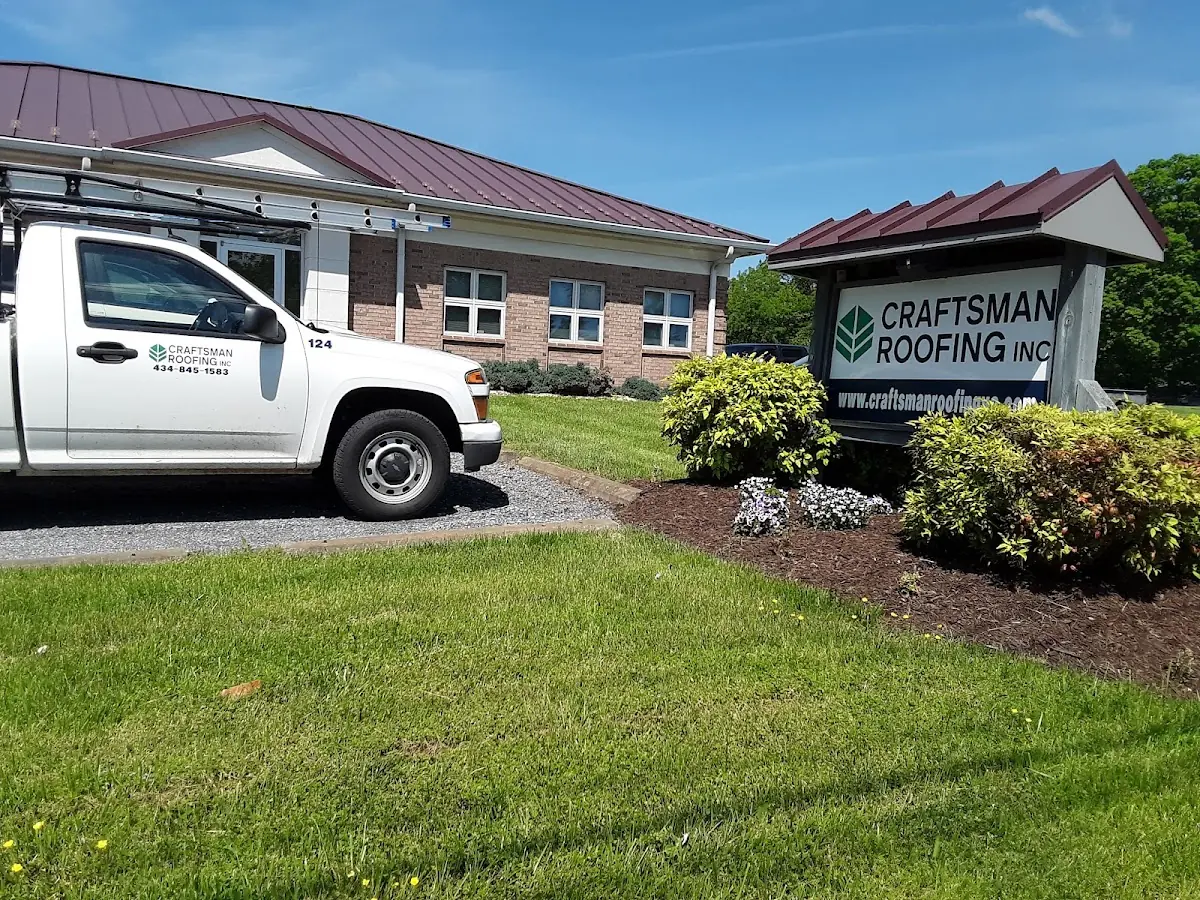 Quality Soffit & Fascia Repair by experienced craftsmen in Beardstown